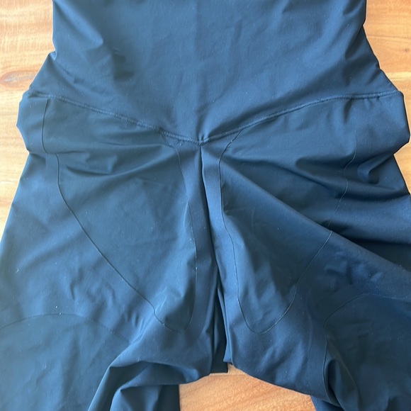 Wacoal Smooth Complexion Shapewear sz small - Picture 6 of 12